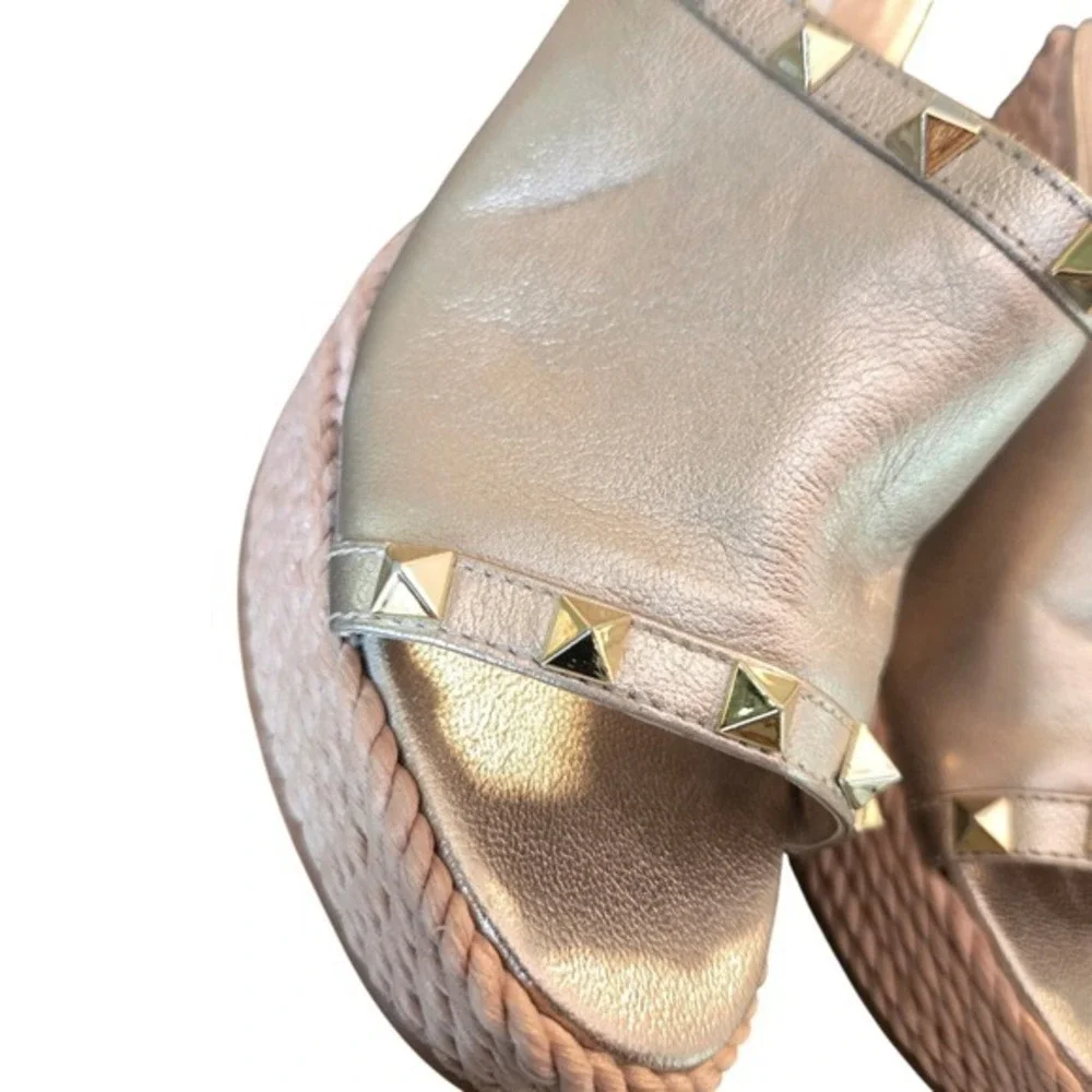 Steve Madden Gold Studded Espadrille‎ Wedge Mules Womens 7.5 Metallic Platform